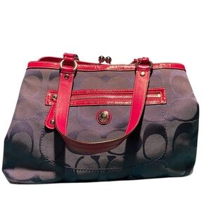 Vintage Coach Kisslock shoulder bag